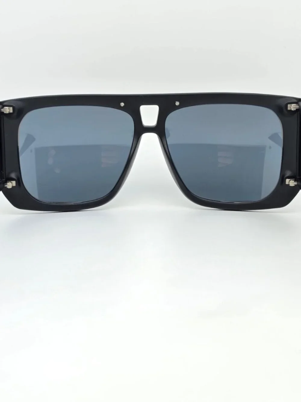 Moschino MOS021 Matte Black Frame Grey Lens Oversized Aviator Sunglasses w/ Case
